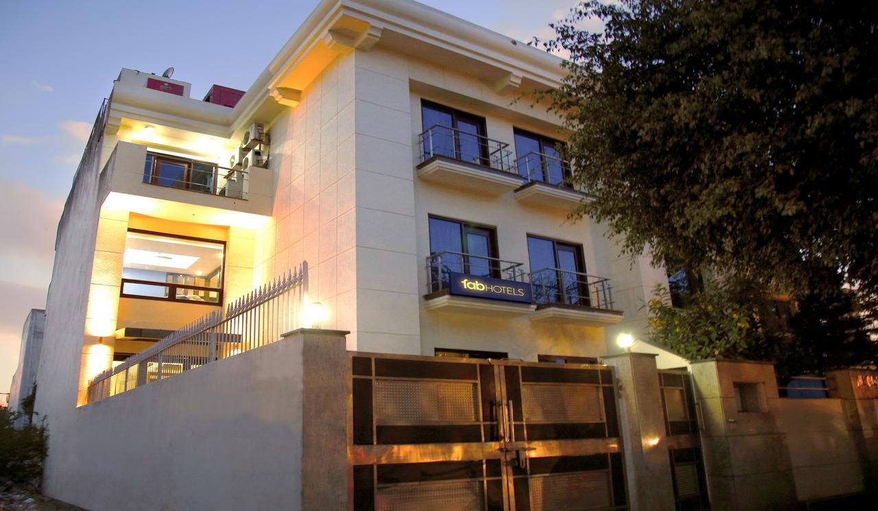 Fabhotel Oasis Dlf Phase 3 グルガウン エクステリア 写真