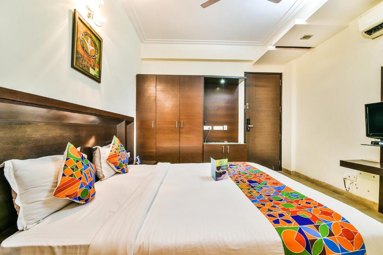 Fabhotel Oasis Dlf Phase 3 グルガウン エクステリア 写真