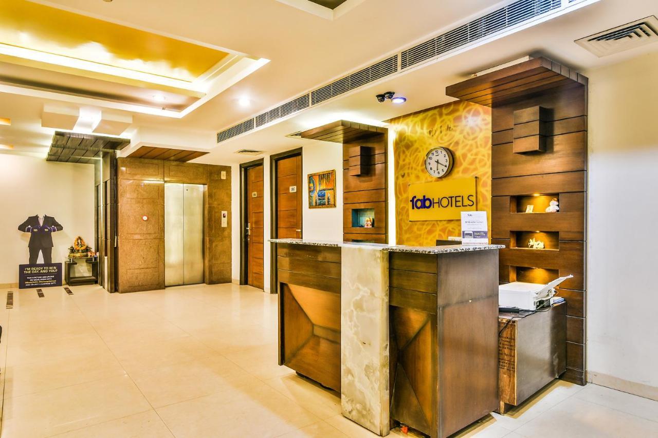Fabhotel Oasis Dlf Phase 3 グルガウン エクステリア 写真