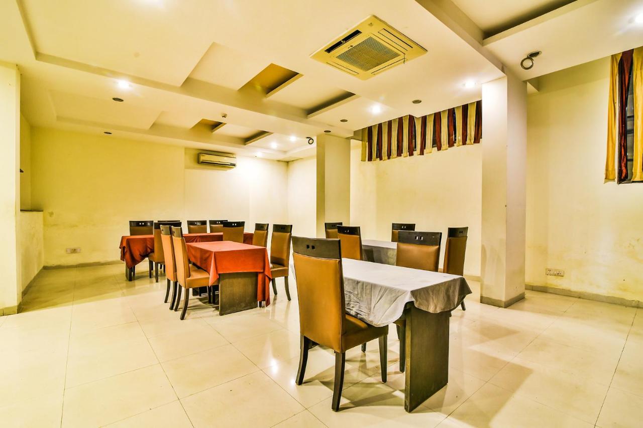 Fabhotel Oasis Dlf Phase 3 グルガウン エクステリア 写真