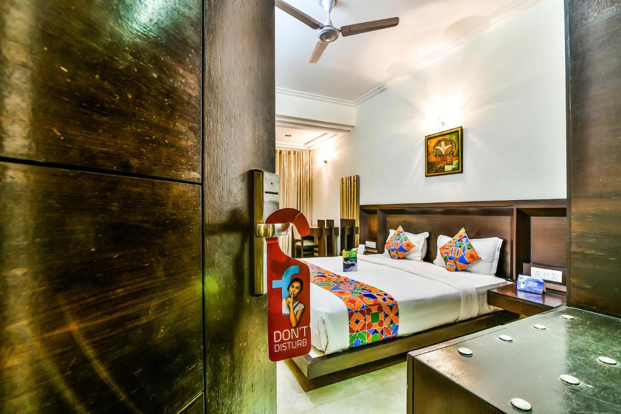 Fabhotel Oasis Dlf Phase 3 グルガウン エクステリア 写真