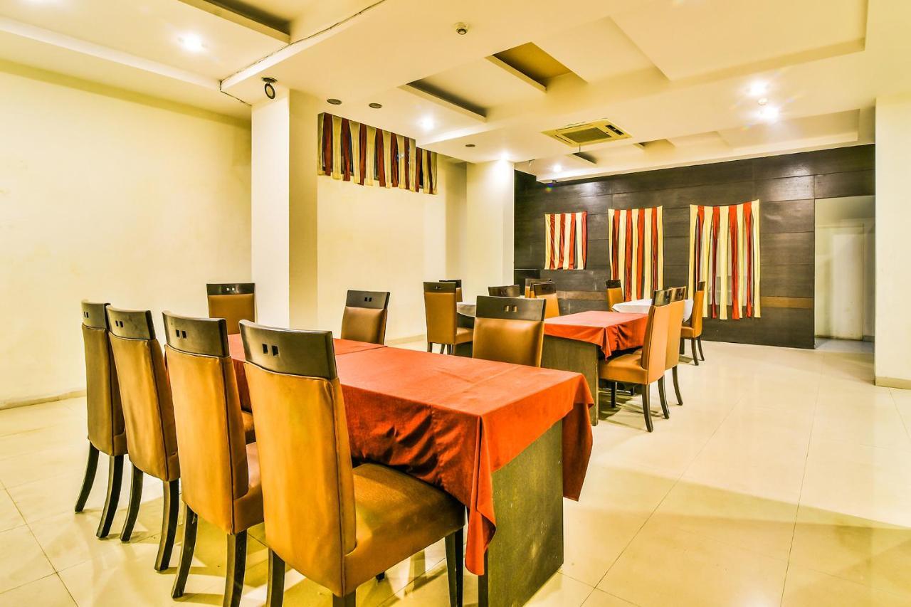 Fabhotel Oasis Dlf Phase 3 グルガウン エクステリア 写真