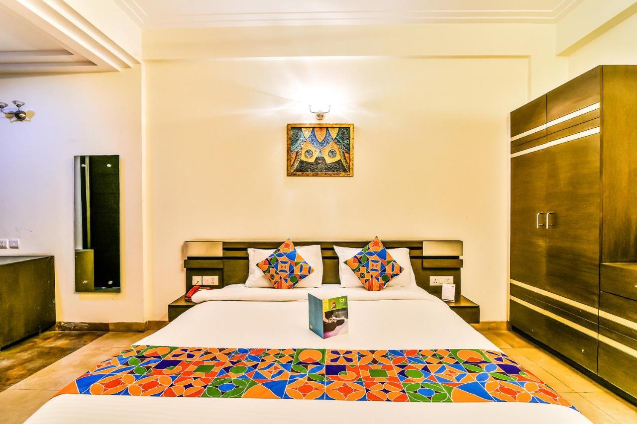 Fabhotel Oasis Dlf Phase 3 グルガウン エクステリア 写真